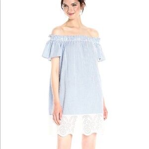 NWOT French Connection XS Blue Seersucker Pocketed Dress